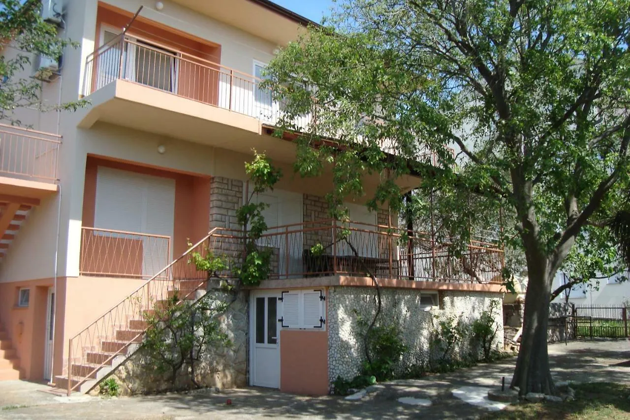 Apartments Mihoci Starigrad Paklenica Croácia